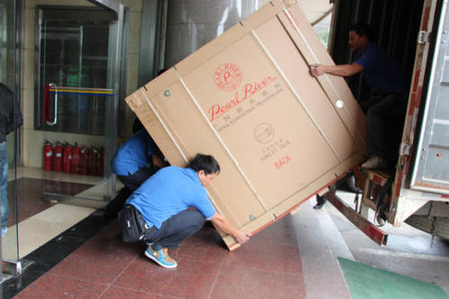 裕华钢琴贵重工艺品无忧运